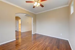 4110 Lilac Ct, Stafford, TX 77477 - Photo 9