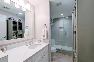801 E Beach Dr, Galveston, TX 77550 - Photo 21