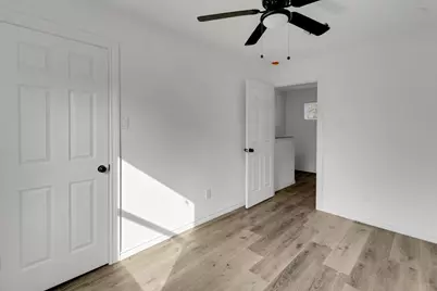990 Wall Street, Houston, TX 77088 - Photo 37