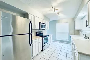 16203 Indian Mill Dr, Houston, TX 77082 - Photo 3