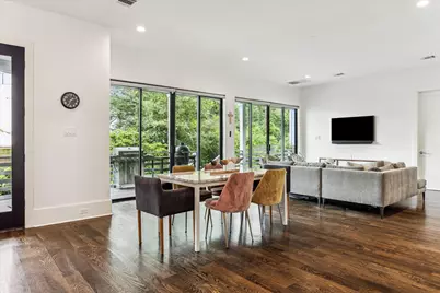 1010 Waltway Drive, Houston, TX 77008 - Photo 13