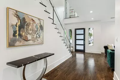 1010 Waltway Drive, Houston, TX 77008 - Photo 5