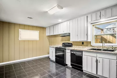 1011 Marleen Street, Houston, TX 77034 - Photo 9