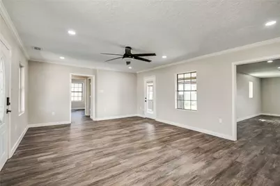418 S Kansas Street, La Porte, TX 77571 - Photo 27