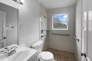 5109 Wilmington St, Houston, TX 77033 - Photo 7