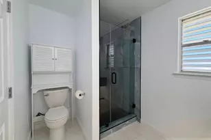 1006 Redfish St, Bayou Vista, TX 77563 - Photo 15