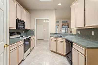 7739 Pecan Drive, Beaumont, TX 77713 - Photo 5