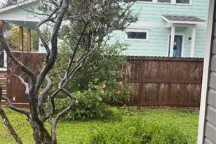 1102 Northwood St, Houston, TX 77009 - Photo 15