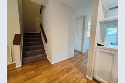 4 Sawmill Grove Lane Circle #4, The Woodlands, TX 77380 - Photo 11