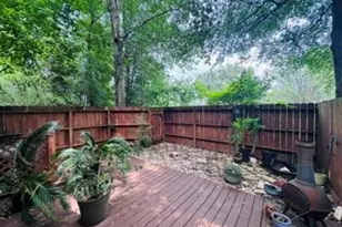 4 Sawmill Grove Ln Circle, The Woodlands, TX 77380 - Photo 7