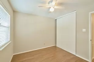 4 Sawmill Grove Ln Circle, The Woodlands, TX 77380 - Photo 17
