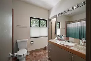 2225 Bolsover St, Houston, TX 77005 - Photo 27