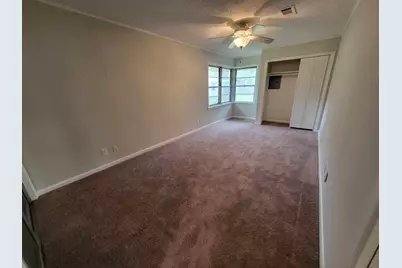706 Maple Street, Sweeny, TX 77480 - Photo 27