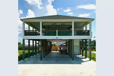 952 Sandollar, Crystal Beach, TX 77650 - Photo 1