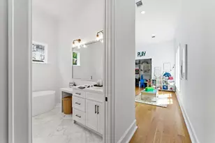 2211 Troon Rd, Houston, TX 77019 - Photo 19