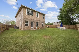 6101 Fox Ridge Dr, Angleton, TX 77515 - Photo 29