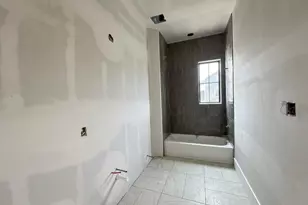1312 Nagle St, Houston, TX 77003 - Photo 3