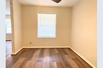 5502 Evergreen Street, Houston, TX 77081 - Photo 5