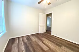 5502 Evergreen St, Houston, TX 77081 - Photo 13