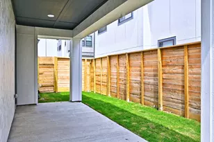 3226 Royal Oaks Holw Ln, Houston, TX 77082 - Photo 21
