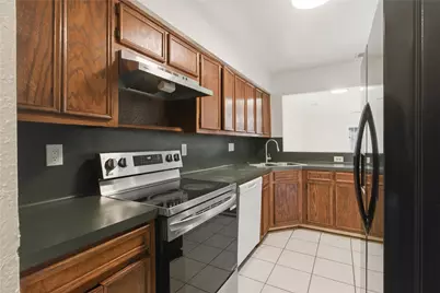 11000 Kinghurst Drive #134, Houston, TX 77099 - Photo 5