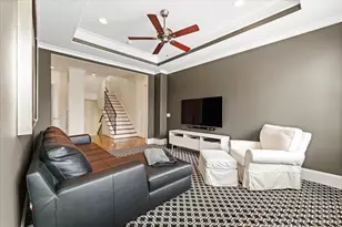1622 E Rose Terrace Ln, Houston, TX 77055 - Photo 23