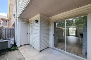 3100 Jeanetta St, Houston, TX 77063 - Photo 29