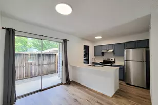 3100 Jeanetta St, Houston, TX 77063 - Photo 5