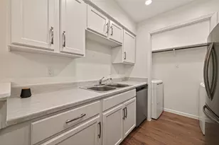 8801 Hammerly Blvd, Houston, TX 77080 - Photo 9