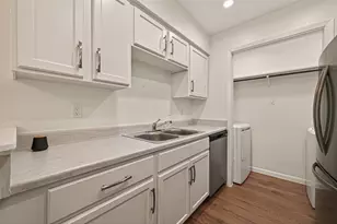 8801 Hammerly Blvd, Houston, TX 77080 - Photo 9