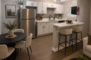 1225 W 25th St, Houston, TX 77008 - Photo 1