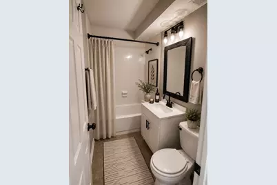 1225 W 25th Street #3, Houston, TX 77008 - Photo 5