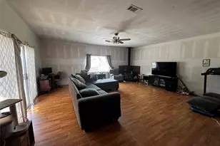 1114 Luling Ave, Nederland, TX 77627 - Photo 13