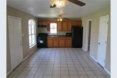7211 Roswell Street N, Houston, TX 77022 - Photo 5