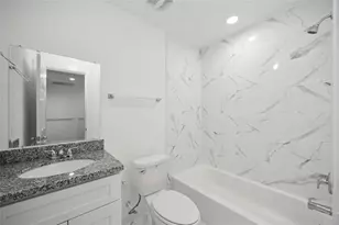 1056 North Ln, Houston, TX 77088 - Photo 7