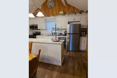 407 Sea Shell Drive, Surfside Beach, TX 77541 - Photo 5