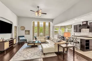 246 Hearthshire Cir, The Woodlands, TX 77354 - Photo 9