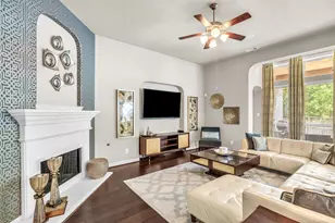 246 Hearthshire Cir, The Woodlands, TX 77354 - Photo 11