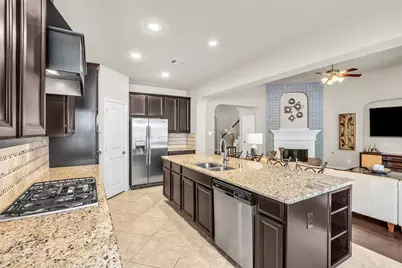 246 Hearthshire Circle, The Woodlands, TX 77354 - Photo 15