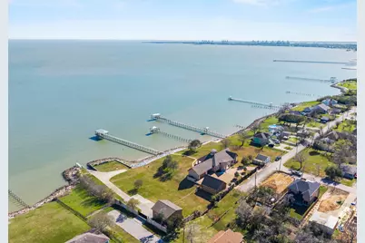 1718 Roscoe Street, La Porte, TX 77571 - Photo 5