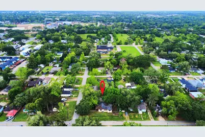 204 S 4th Street, Alvin, TX 77511 - Photo 39