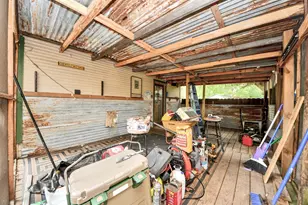 204 S 4th St, Alvin, TX 77511 - Photo 33