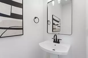 267 De Boll St, Houston, TX 77022 - Photo 7