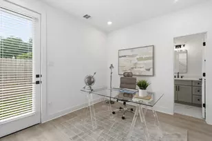 267 De Boll St, Houston, TX 77022 - Photo 5