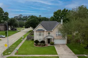 303 Welford Ln, Highlands, TX 77562 - Photo 5