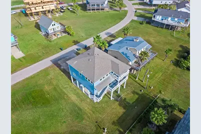 22901 Buena Street, Galveston, TX 77554 - Photo 37