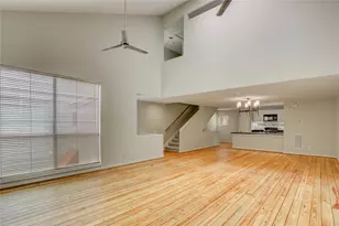 910 Ruthven St, Houston, TX 77019 - Photo 9