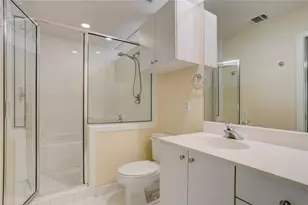 910 Ruthven St, Houston, TX 77019 - Photo 21