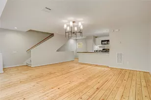 910 Ruthven St, Houston, TX 77019 - Photo 5