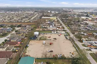 2902 Washington Dr, Houston, TX 77038 - Photo 29